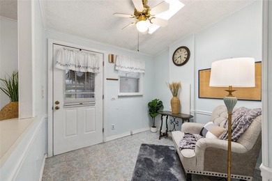 NO BOND!! GOLF COURSE VIEWS!! Charming 2-bedroom, 2-bath - photo 6