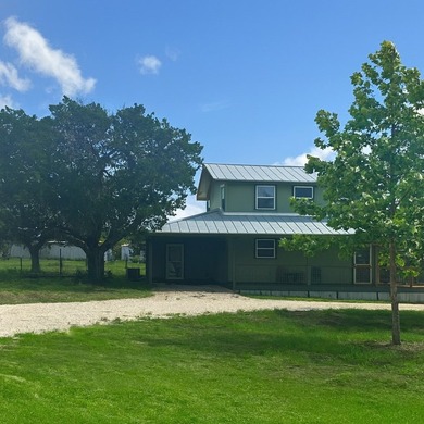 Multi-generation with 2 homes. No deed restrictions and Ag - photo 7