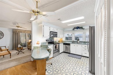 NO BOND!! GOLF COURSE VIEWS!! Charming 2-bedroom, 2-bath - photo 9