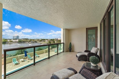 Lake Condo For Sale in Palm Beach Gardens, Florida