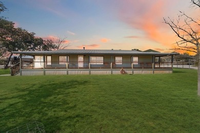 Multi-generation with 2 homes. No deed restrictions and Ag - photo 4