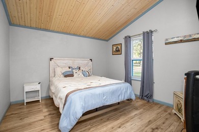 WATERFRONT HOME - PINE ISLAND COVE! If you're looking for a - photo 14