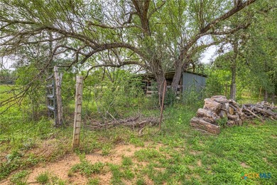 2.76 TOTAL ACRES!! Tucked away from the hustle and bustle but - photo 36