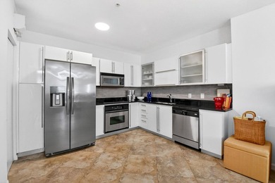 Welcome to this stylishly designed Flagler Dr. open airy one - photo 4