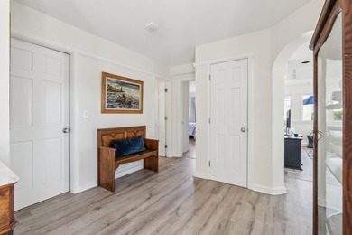 An exceptional and increasingly rare offering in South - photo 8