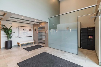 TWO TITLED PARKING | TOP FLOOR | AIR CONDITIONED | RADIANT - photo 4
