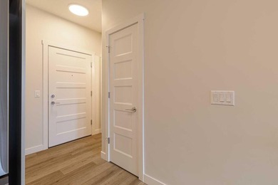 TWO TITLED PARKING | TOP FLOOR | AIR CONDITIONED | RADIANT - photo 5
