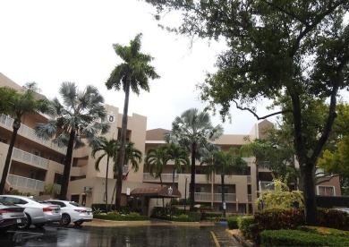 Lake Condo For Sale in Fort Lauderdale, Florida