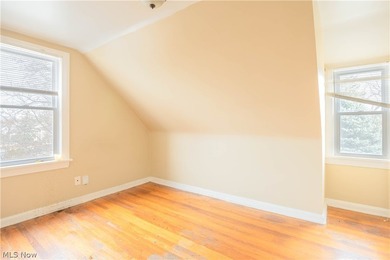 discover this beautiful maintained triplex, ideallly located - photo 17