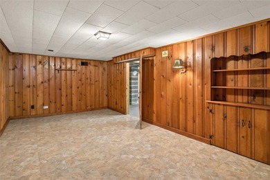 Homes like this do not come along often! Loved and cared for by - photo 30