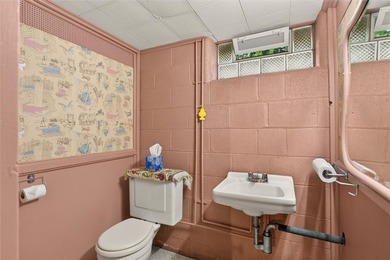 Homes like this do not come along often! Loved and cared for by - photo 33