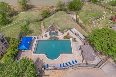 Welcome to this stunning all-brick two-story home offering 4 - photo 4
