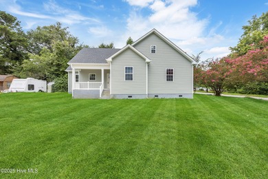 Perquimans River Home For Sale in Hertford North Carolina