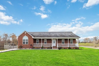 Lake Home For Sale in Russell Springs, Kentucky