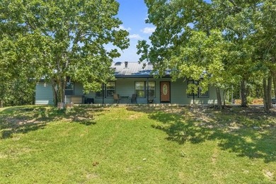 Welcome to your private retreat in the sought-after Mountain - photo 1
