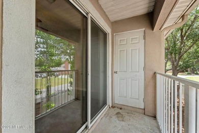 Welcome Home to Manotak Oaks! This second floor 2 bedroom, 2 - photo 23