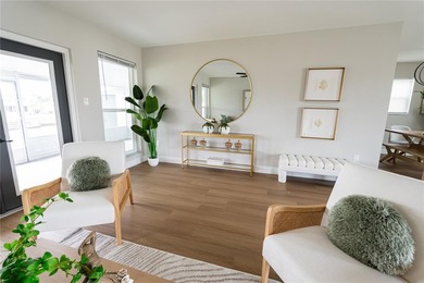 ?? WATERFRONT FULLY REMODELED HOME - NORTH PORT, FL

Welcome - photo 6