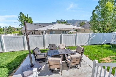 LIKE NEW IN THE HEART OF MAPLETON! This beautifully maintained - photo 48