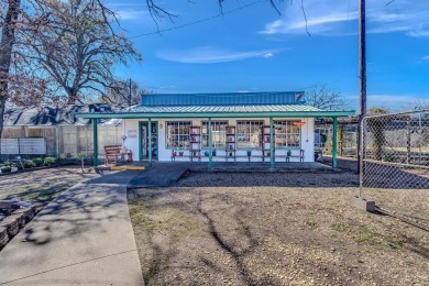 Lake Commercial For Sale in Tool, Texas