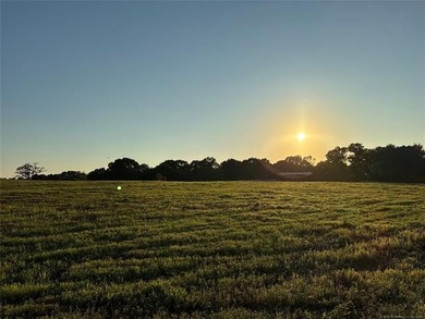 There are properties that offer land, and then there are - photo 5