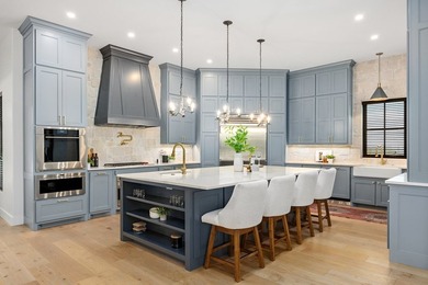 Stunning estate home, situated on 2 lots, blends timeless charm - photo 5