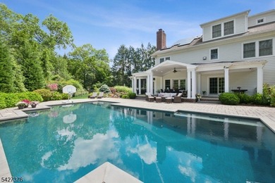 Nestled on a quiet Cul- de sac, this beautiful colonial home is - photo 3