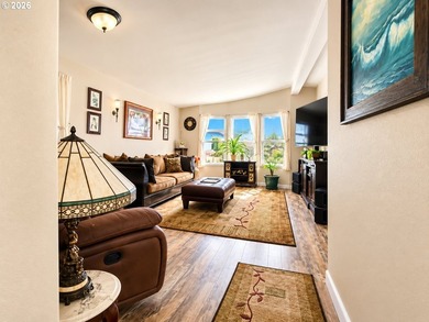 Enjoy coastal living in this well-maintained double-wide - photo 9
