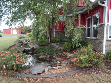 Welcome to your dream ranch - Come through a gated entrance to a - photo 16