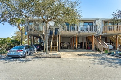 Completely renovated 1BR/1BA townhome in 300 Ocean Mile! Sold - photo 2