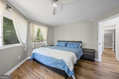 CHARMING LAKE HOUSE WITH GUEST SUITE | REMODELED IN 2023 | YEAR - photo 25