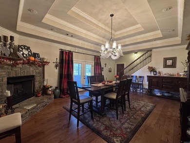 Welcome to your dream ranch - Come through a gated entrance to a - photo 27