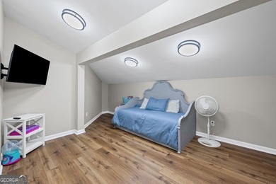 CHARMING LAKE HOUSE WITH GUEST SUITE | REMODELED IN 2023 | YEAR - photo 28