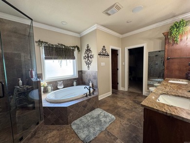 Welcome to your dream ranch - Come through a gated entrance to a - photo 34