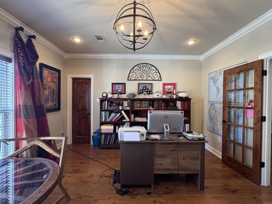Welcome to your dream ranch - Come through a gated entrance to a - photo 36