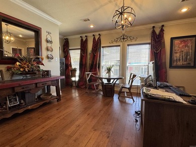 Welcome to your dream ranch - Come through a gated entrance to a - photo 37