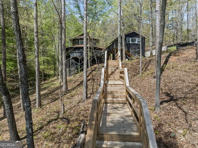 CHARMING LAKE HOUSE WITH GUEST SUITE | REMODELED IN 2023 | YEAR - photo 39