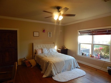 Welcome to your dream ranch - Come through a gated entrance to a - photo 40