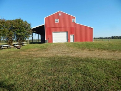 Welcome to your dream ranch - Come through a gated entrance to a - photo 47