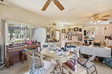 INVESTOR SPECIAL in The Villas! Calling all flippers, renovators - photo 5