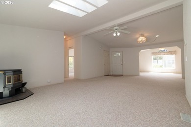 Beautifully maintained and updated Fuqua home on desirable - photo 11