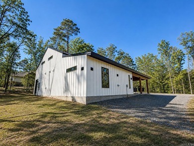 Additional listing photo 1