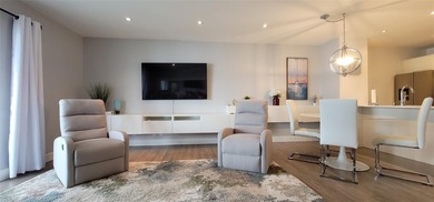 owner says SELL !! STUNNING 1 BEDROOM 1 BATH CONDO with a - photo 12