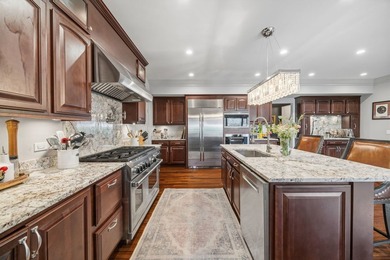 Welcome to an extraordinary estate set on over 2.4 private acres - photo 16
