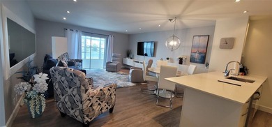 owner says SELL !! STUNNING 1 BEDROOM 1 BATH CONDO with a - photo 25