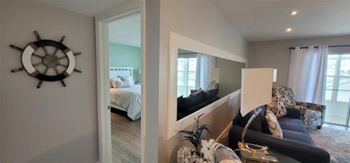 owner says SELL !! STUNNING 1 BEDROOM 1 BATH CONDO with a - photo 26