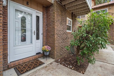 Experience a relaxed coastal lifestyle in this fully furnished - photo 2