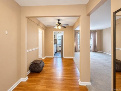 Welcome to a penthouse level Vernon Manor two bed co-op located - photo 3