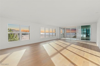 Wow! What a view! Sanibel's Signature Address for Elegant Gulf - photo 7
