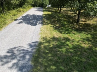 Beautiful Lakefront Property - photo 11