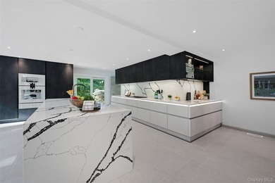 Privately set behind a long driveway in the prestigious Village - photo 13